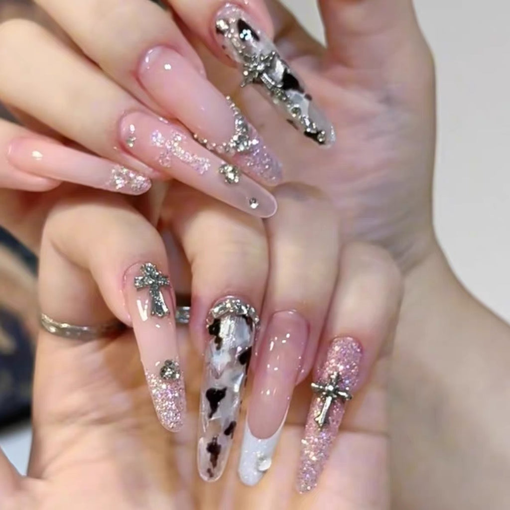 [Pink Panther Holy Covenant] Handmade wearable metal cross with sparkling diamonds and fine powder long sweet and cool girl nail art