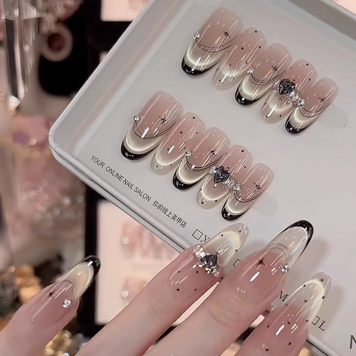 [Dark Night Star Order] Handmade Wearable Nail Luxury High-end Feel Pure White Light Therapy Pure Handmade Wearable Nails