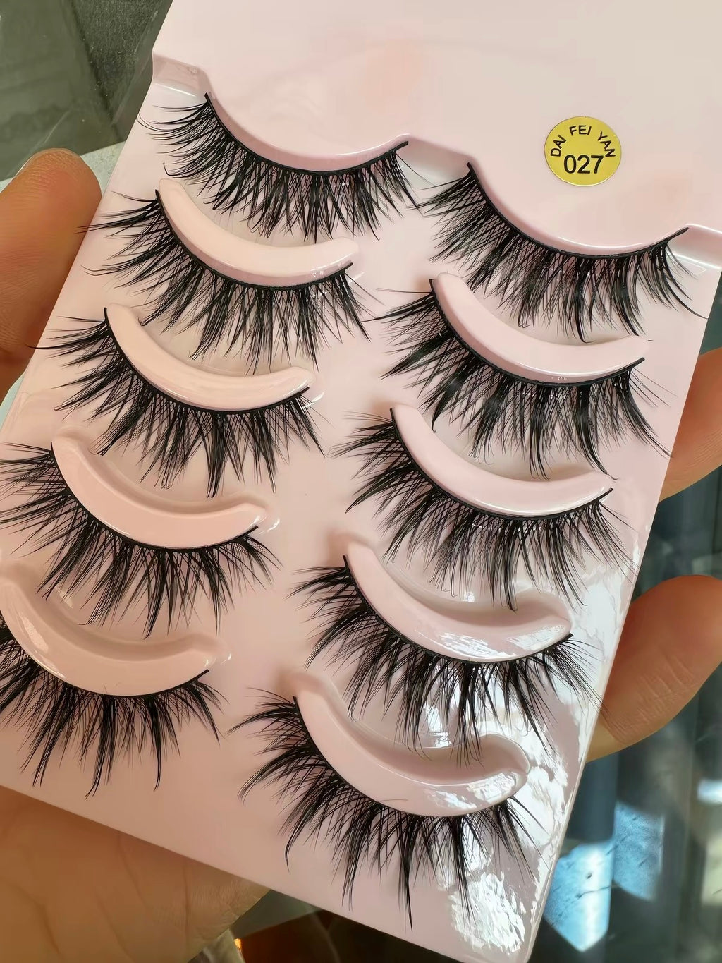 Cartoon big eye demon thick false eyelashes hard stem cross-bred Barbie natural simulation false eyelashes European and American style
