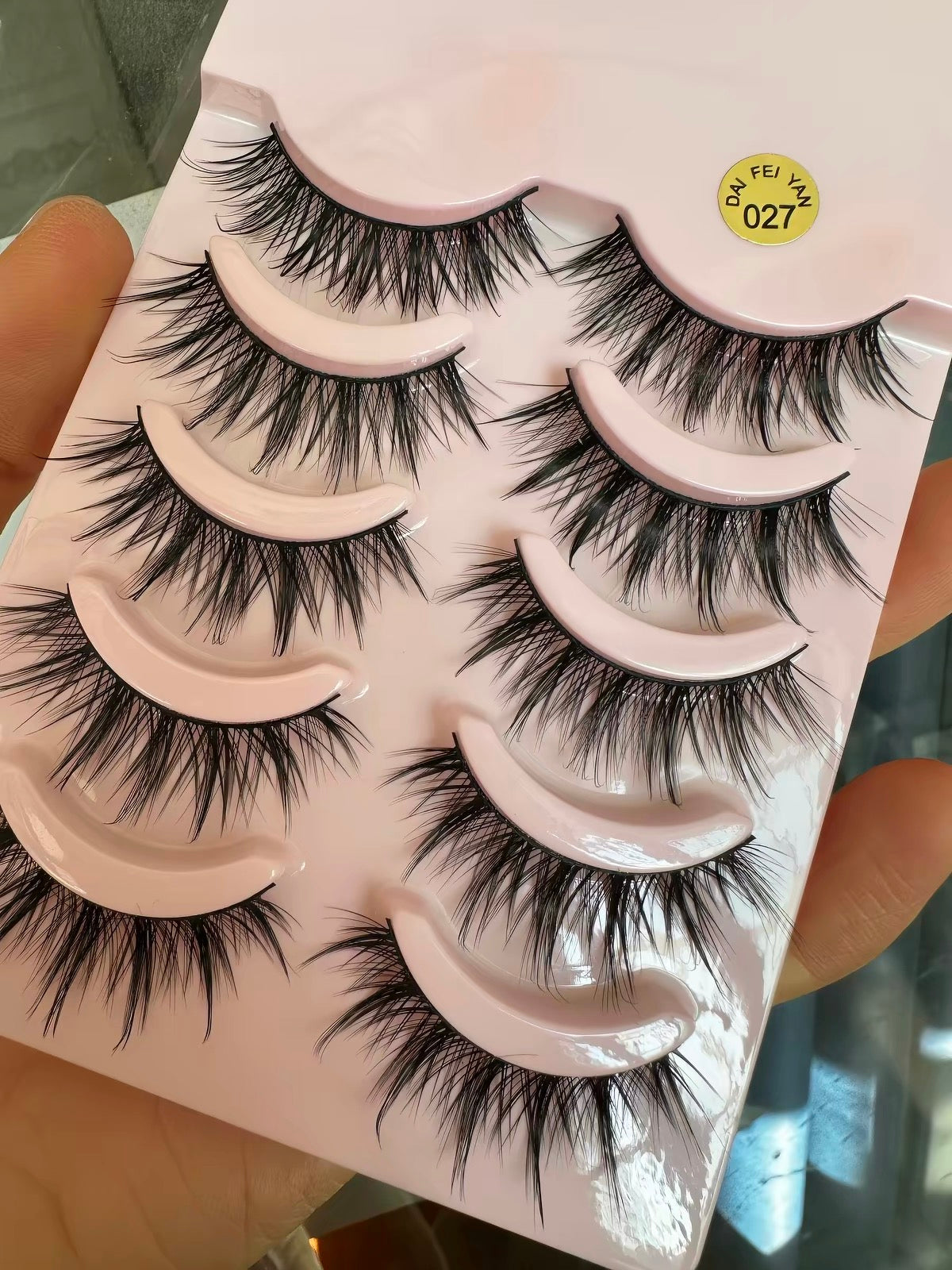 Cartoon big eye demon thick false eyelashes hard stem cross-bred Barbie natural simulation false eyelashes European and American style