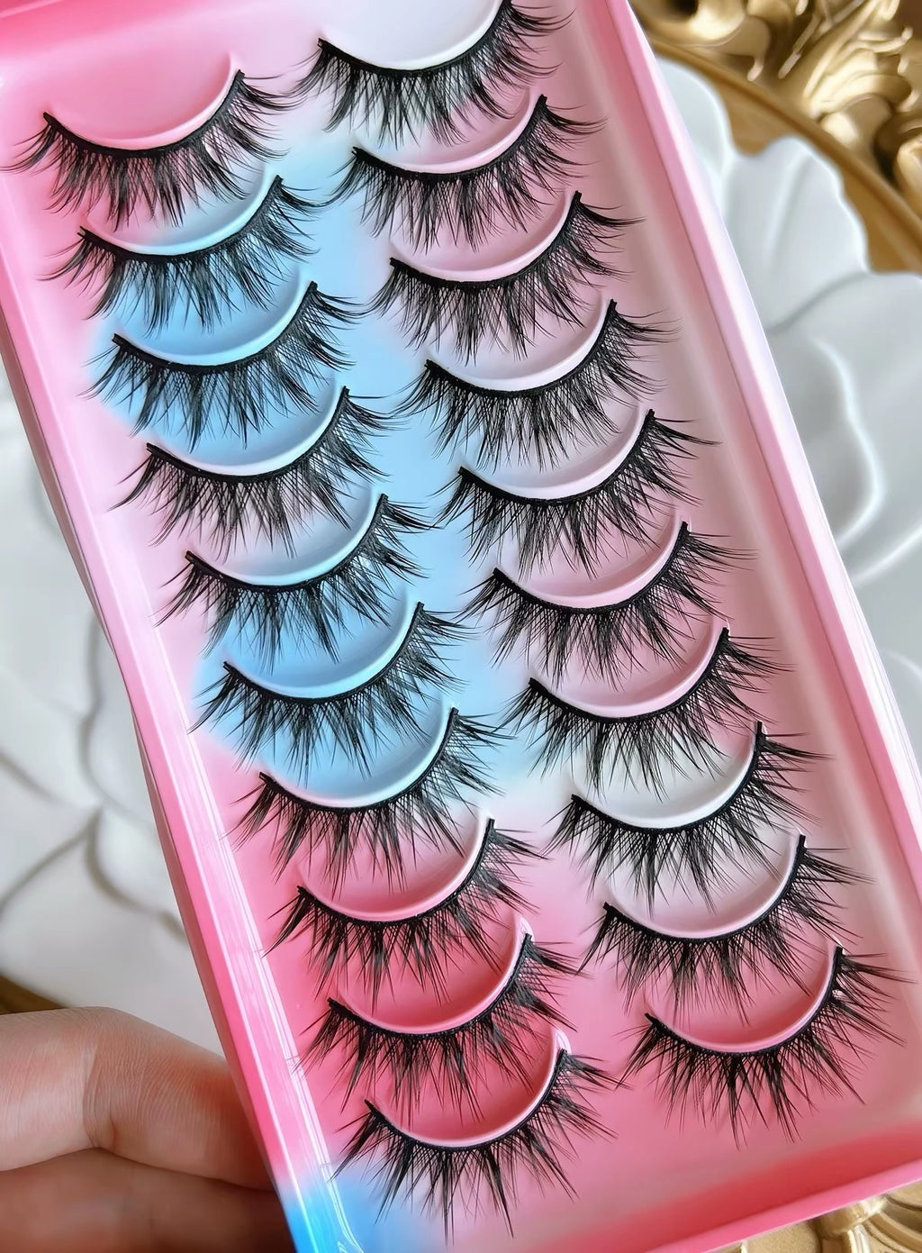 European and American thick Asian mixed appearance exaggerated cartoon big demon false eyelashes hard stem crossed eyelashes curled up