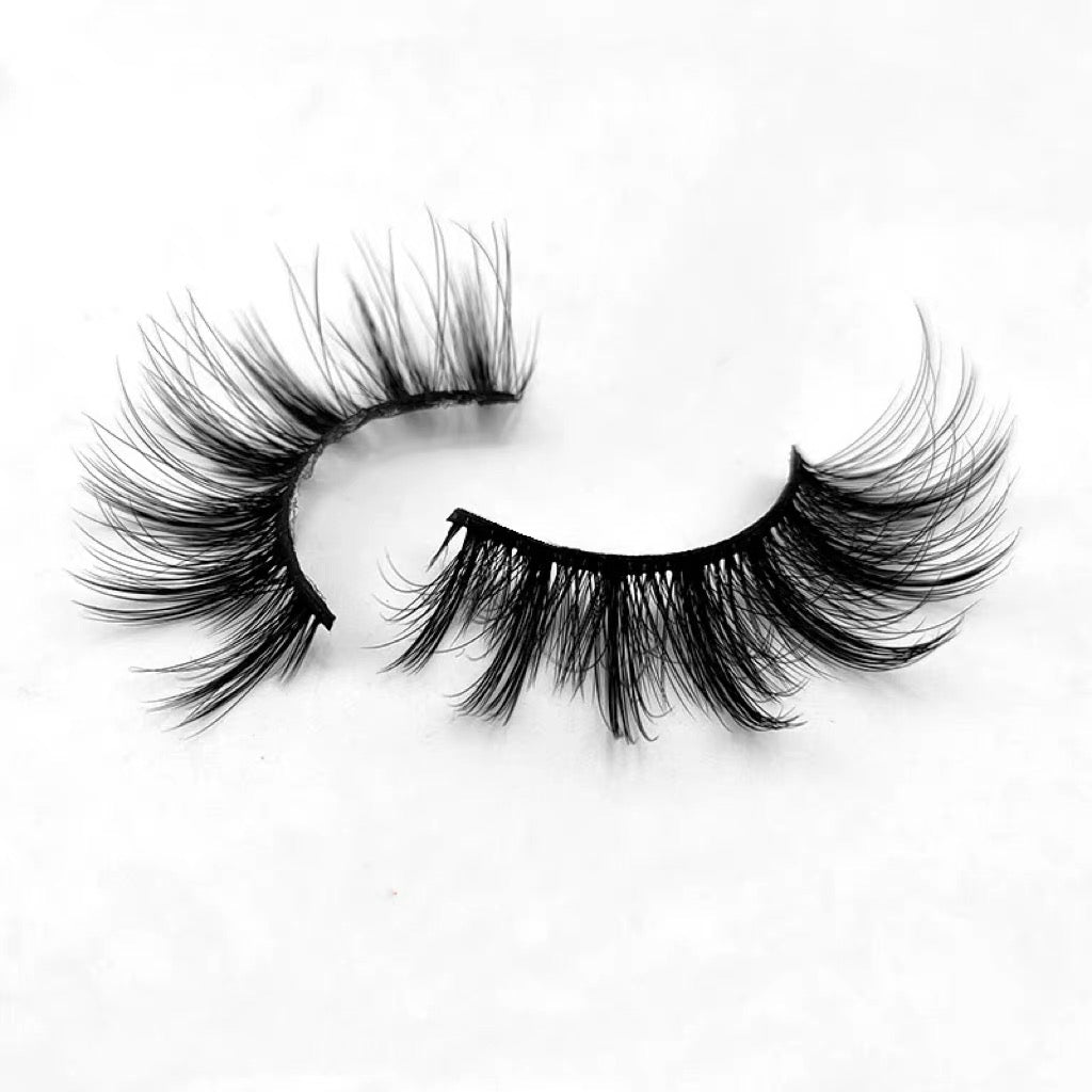 **Ultra Dramatic 3D Multi-Layer Voluminous Lashes | Extra Long & Super Curly Stage & Club Glam**